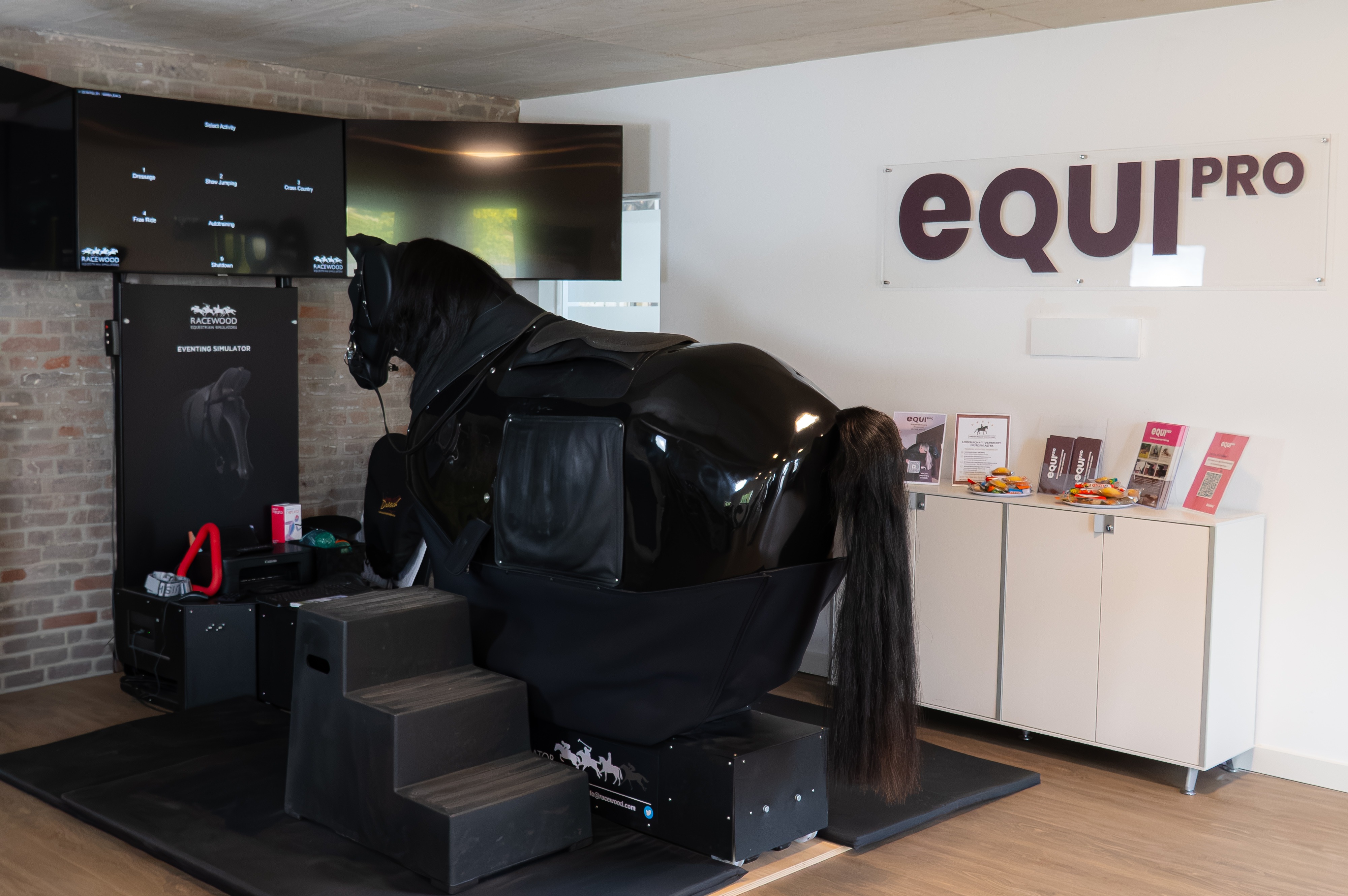 Dein Reitsimulator in der Nähe Willich, Rhein-Kreis Neuss, Düsseldorf, Krefeld, Mönchengladbach, Viersen, Niederrhein.