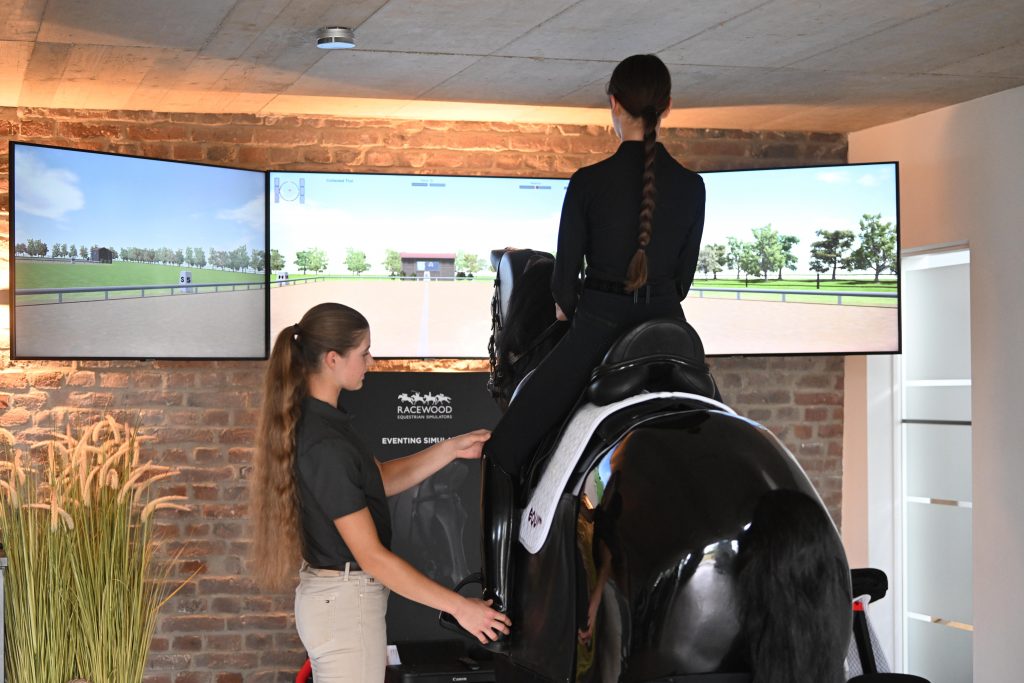 Sicher reiten auf dem Reitsimulator - Reiten für Angstreiter