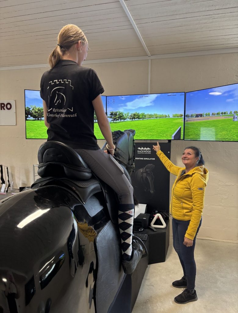 Reitsimulator Resi auf der Reitanlage Klosterhof-Pillenreuth, Nürnberg