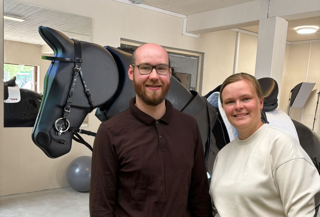 Reitsimulator Lucky Bad Bentheim Christine Hulzebosch und Tobias Giesen Humanphysiotherapeuten