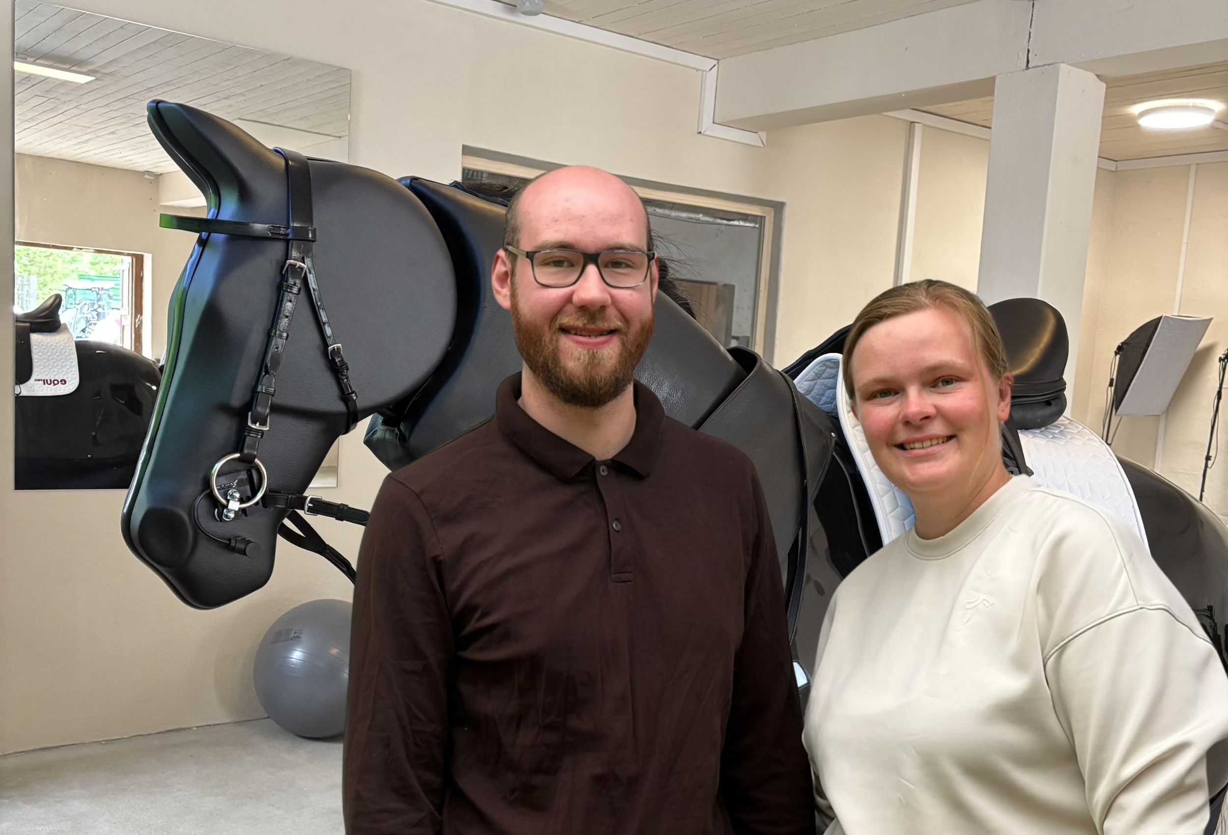 Reitsimulator Lucky Bad Bentheim Christine Hulzebosch und Tobias Giesen Humanphysiotherapeuten